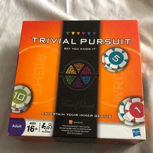 Trivial Pursuit Board Game